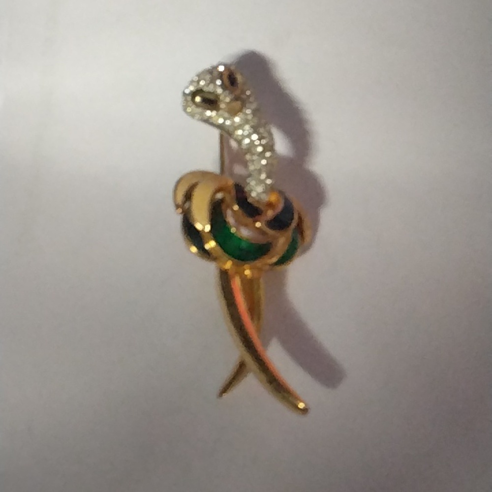 Jomaz brooch signed